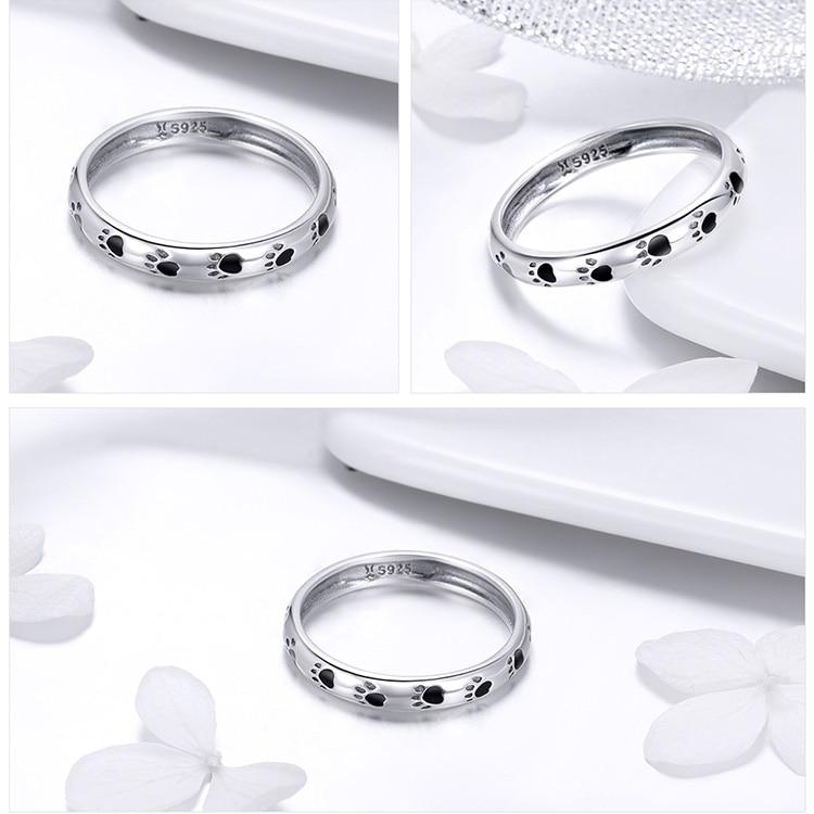 Ring with engraved puppy footprints Puppy Kisses